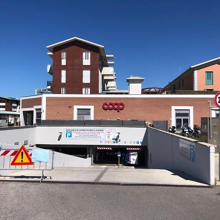 Kasia Porta Sul Mare Di Livorno Free Parking ภายนอก รูปภาพ