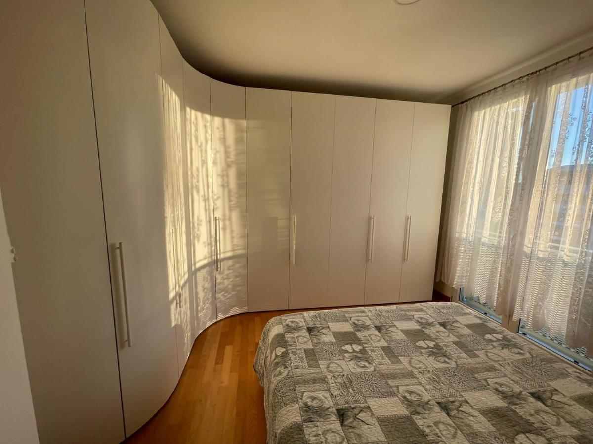 Kasia Porta Sul Mare Di Livorno Free Parking ภายนอก รูปภาพ