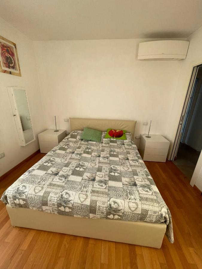Kasia Porta Sul Mare Di Livorno Free Parking ภายนอก รูปภาพ