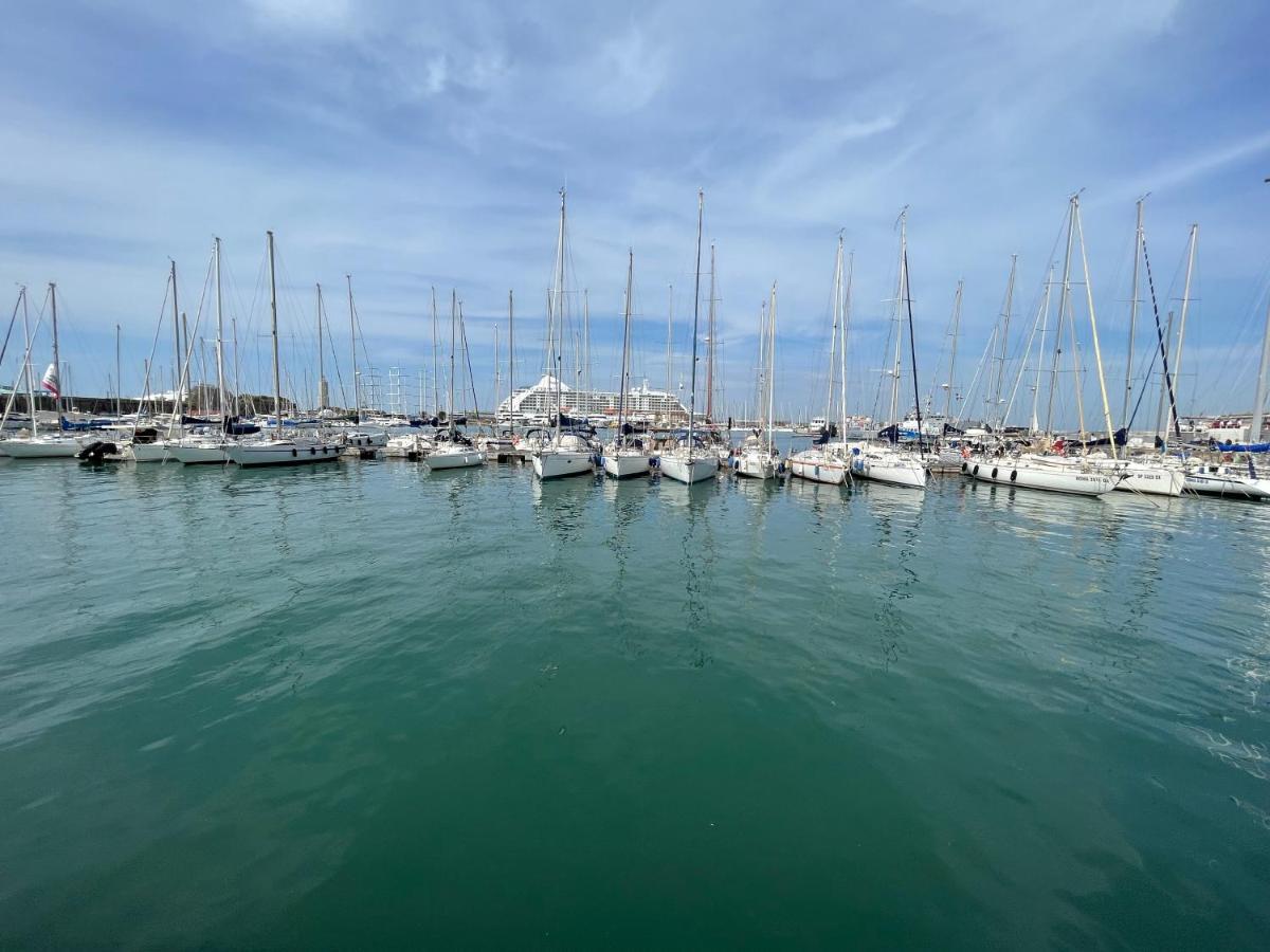 Kasia Porta Sul Mare Di Livorno Free Parking ภายนอก รูปภาพ