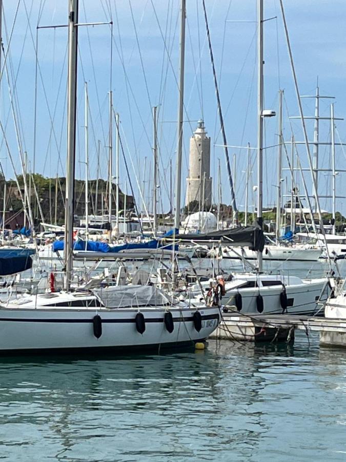 Kasia Porta Sul Mare Di Livorno Free Parking ภายนอก รูปภาพ
