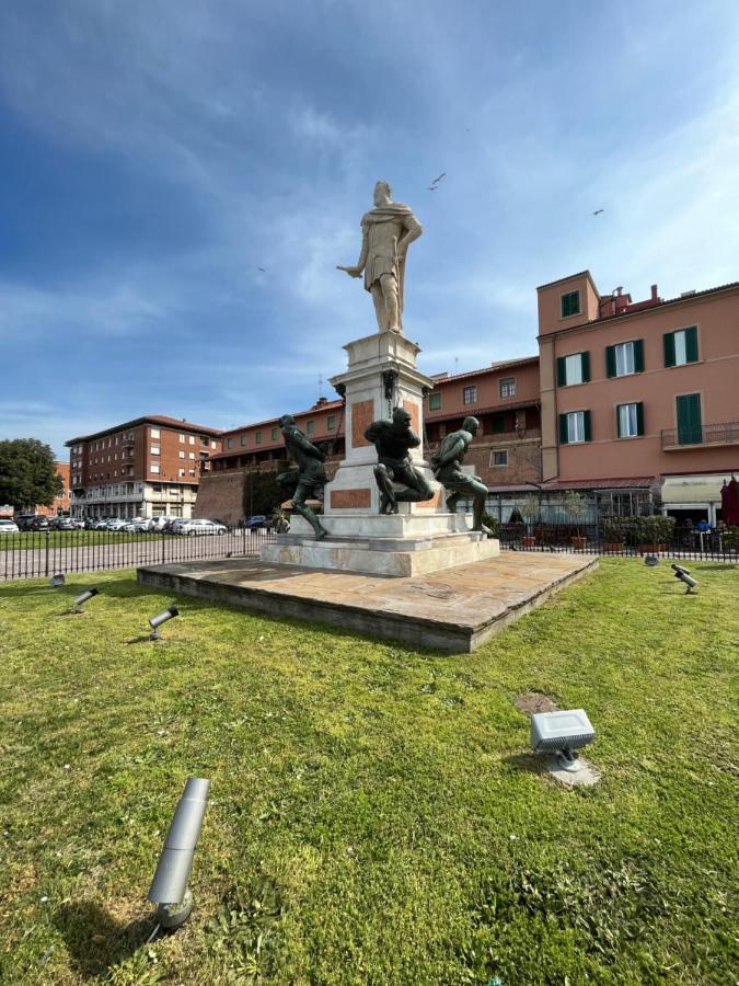 Kasia Porta Sul Mare Di Livorno Free Parking ภายนอก รูปภาพ
